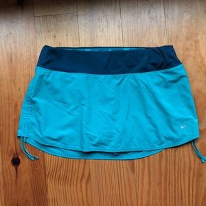 nike tennis skirt new without tags!
